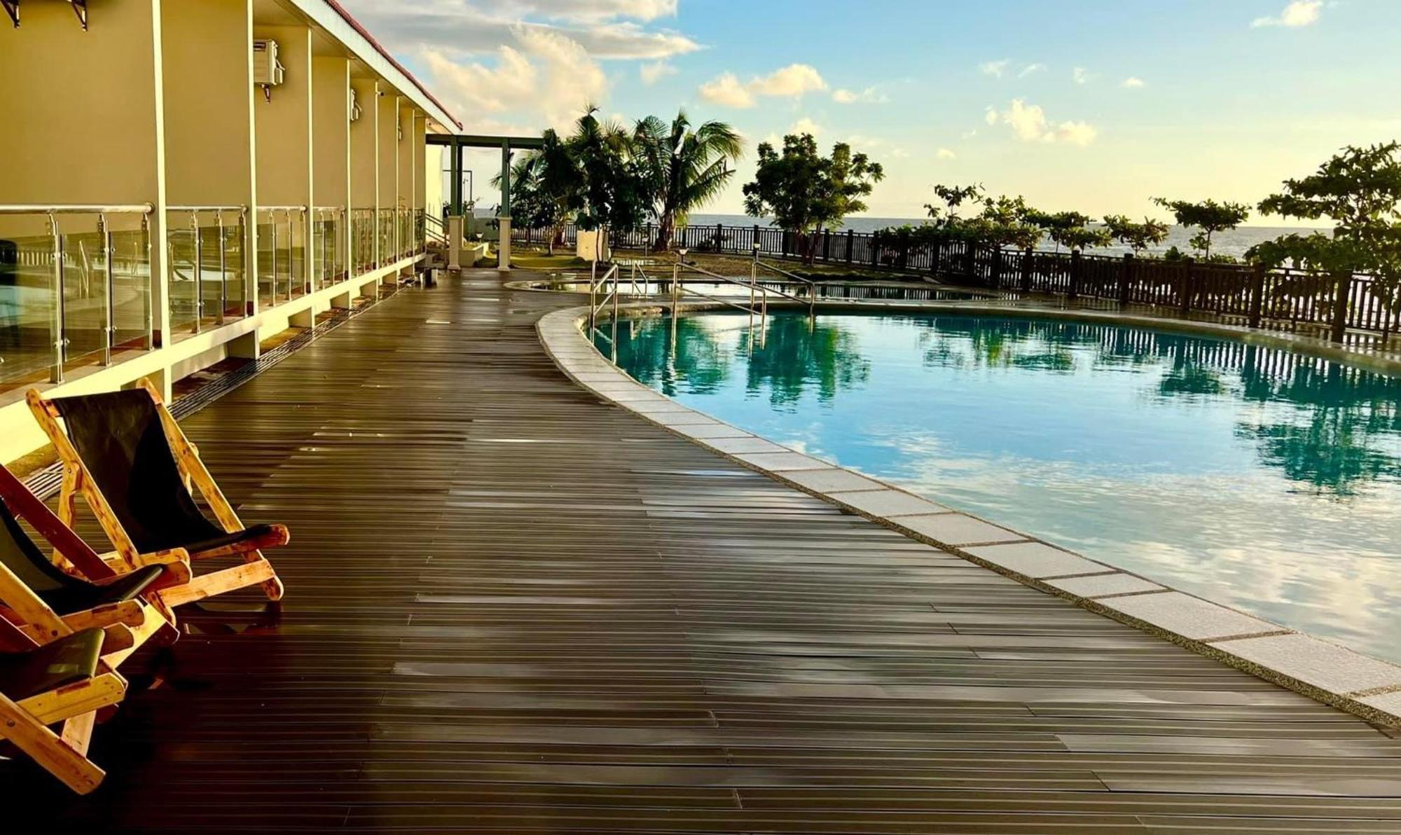 W Golf Resort Ослоб Экстерьер фото