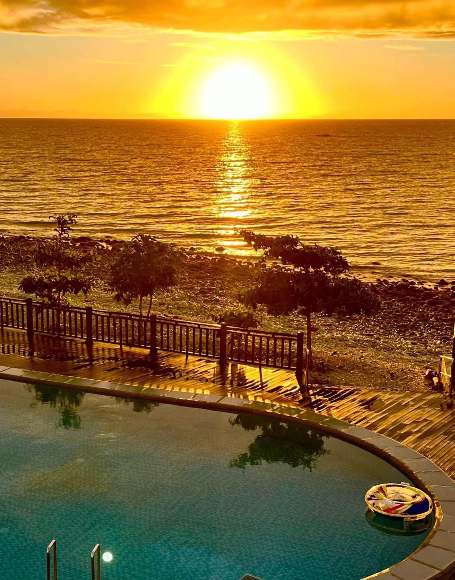 W Golf Resort Ослоб Экстерьер фото