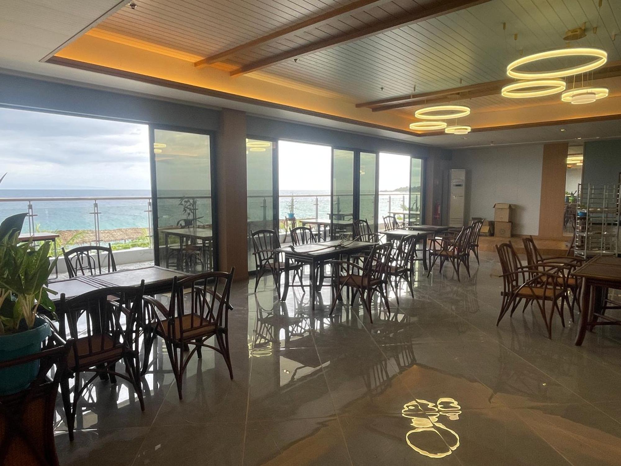 W Golf Resort Ослоб Экстерьер фото