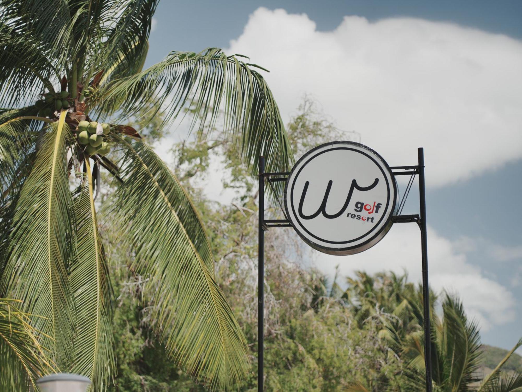 W Golf Resort Ослоб Экстерьер фото