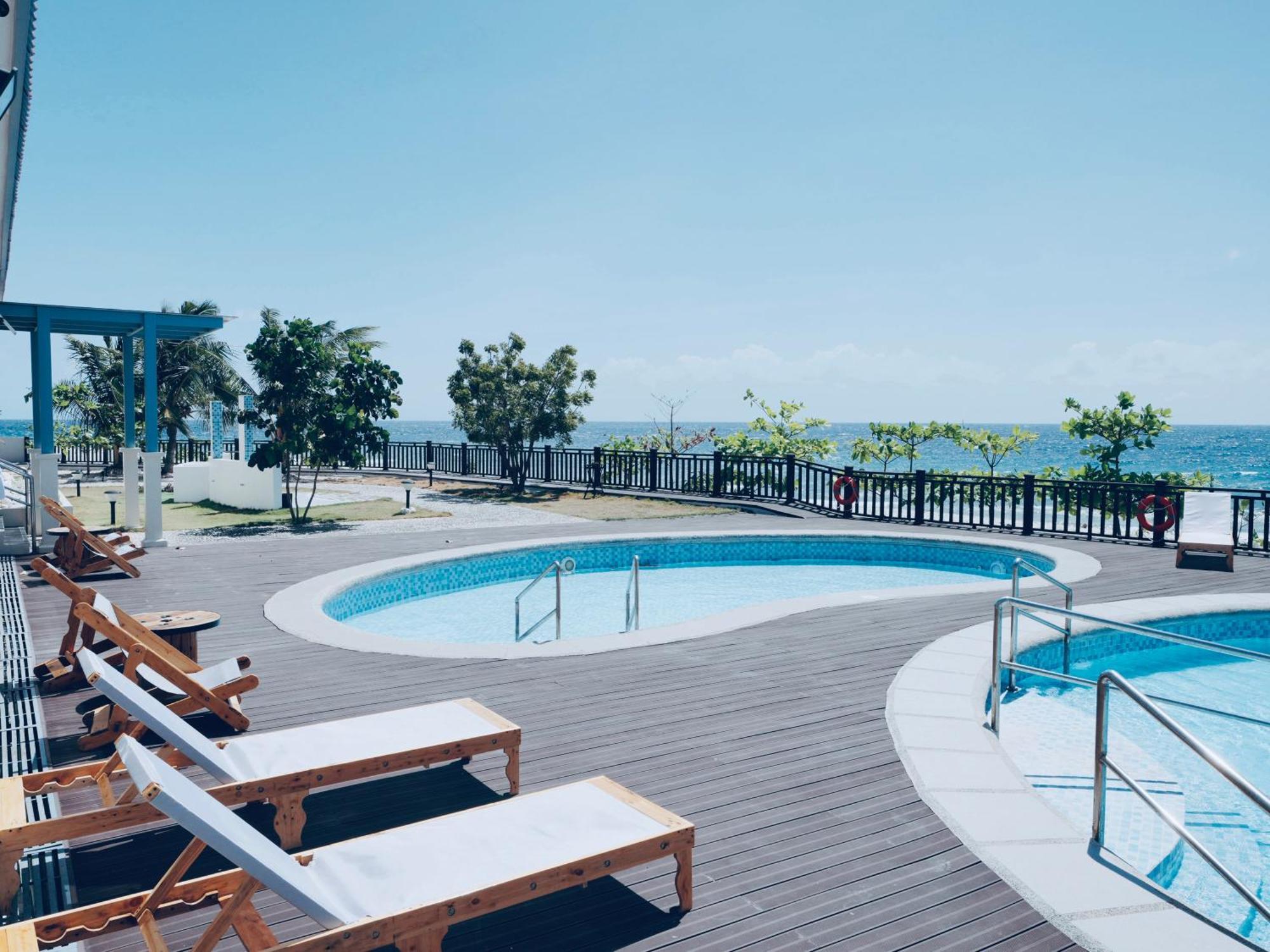 W Golf Resort Ослоб Экстерьер фото